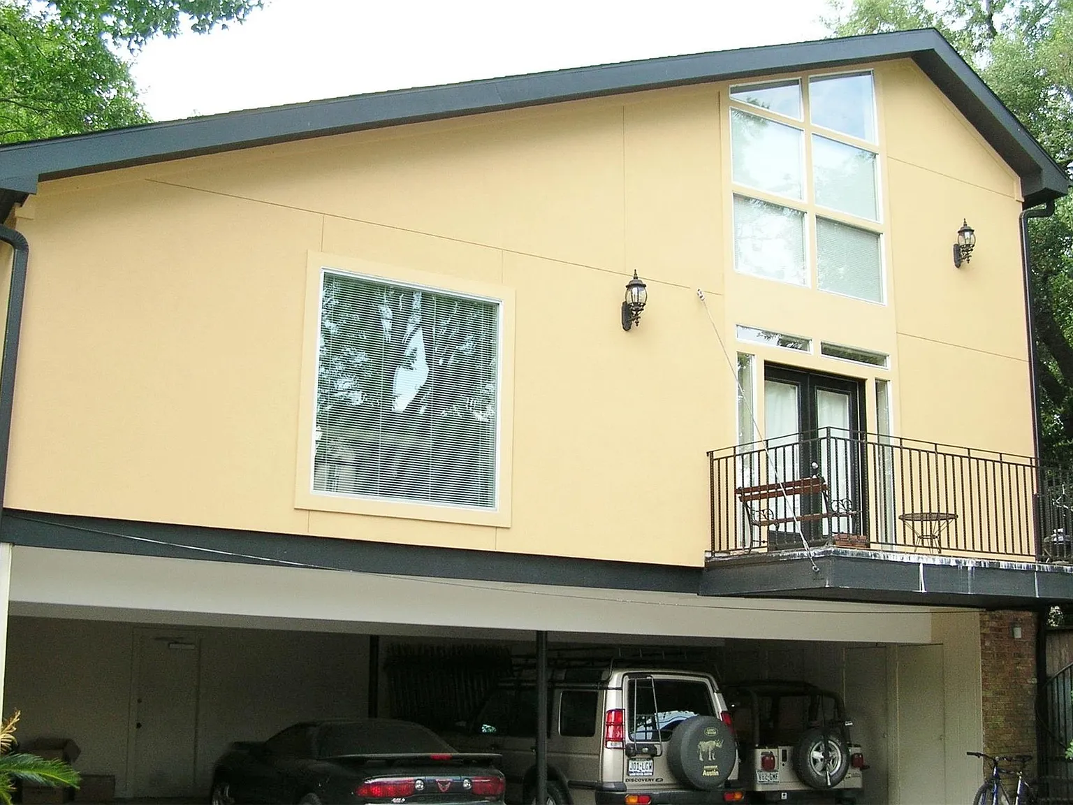 1 bed, 1.0 bath, 1000 sqft, $1,700 — Photo 1