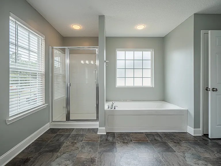 717 Highgrove Ct — Photo 44
