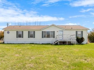 63189 250th St, Glenwood, IA 51534