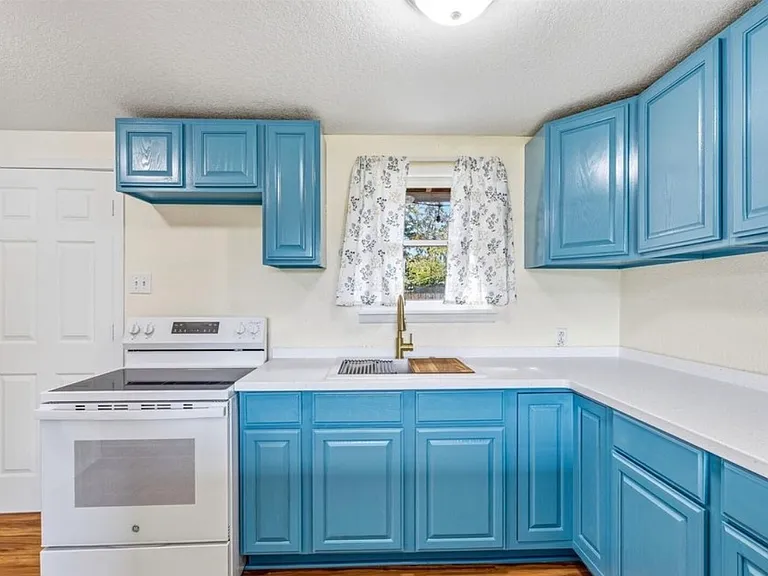 113 S Gardner Rd #B — Photo 5