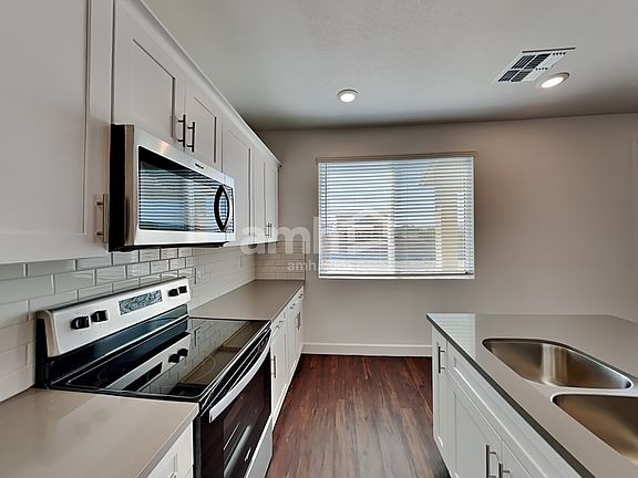 4th image of 6620 S 42nd Dr