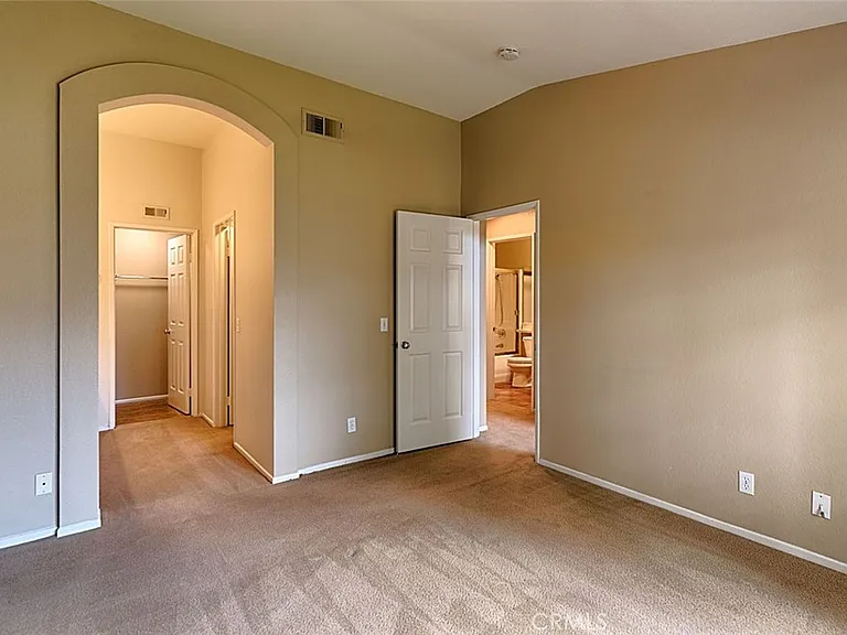 8015 E Treeview Ct — Photo 34