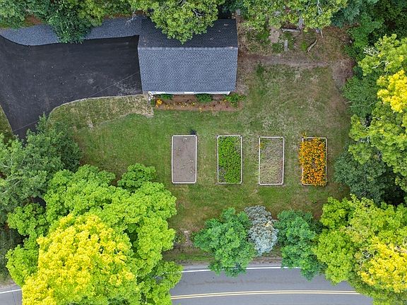 5th image of 1276 County Rd
