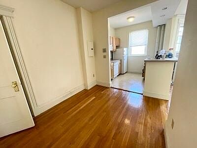 112 Jersey St APT 16, Boston, MA 02215