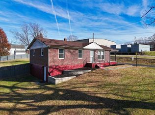 106 Montgomery St, Radford, VA 24141