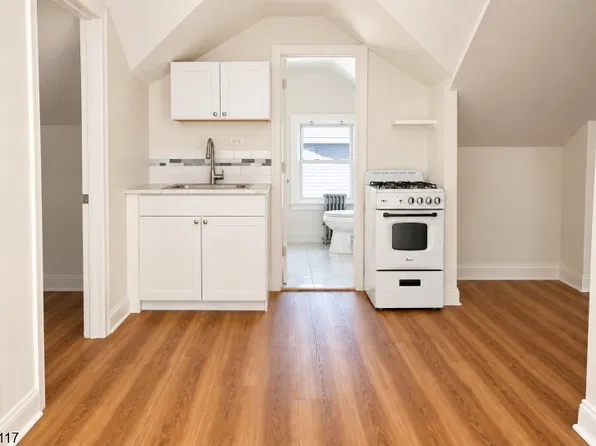 70 Valentine Rd #2, Bloomfield, NJ 07003