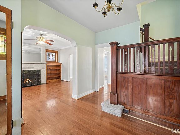 4th image of 3956 Connecticut St
