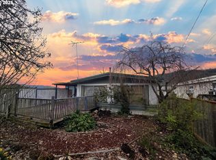 3668 Joseph St, Roseburg, OR 97470