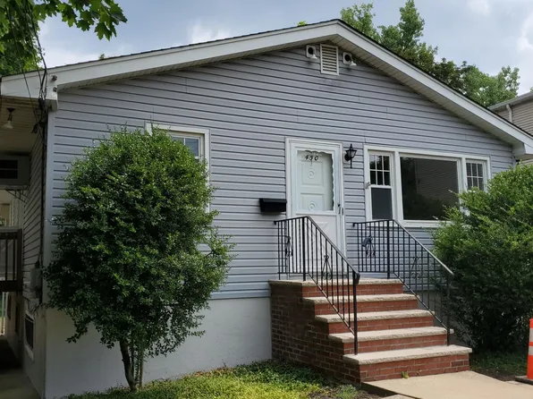 450 Tappan Rd, Norwood, NJ 07648