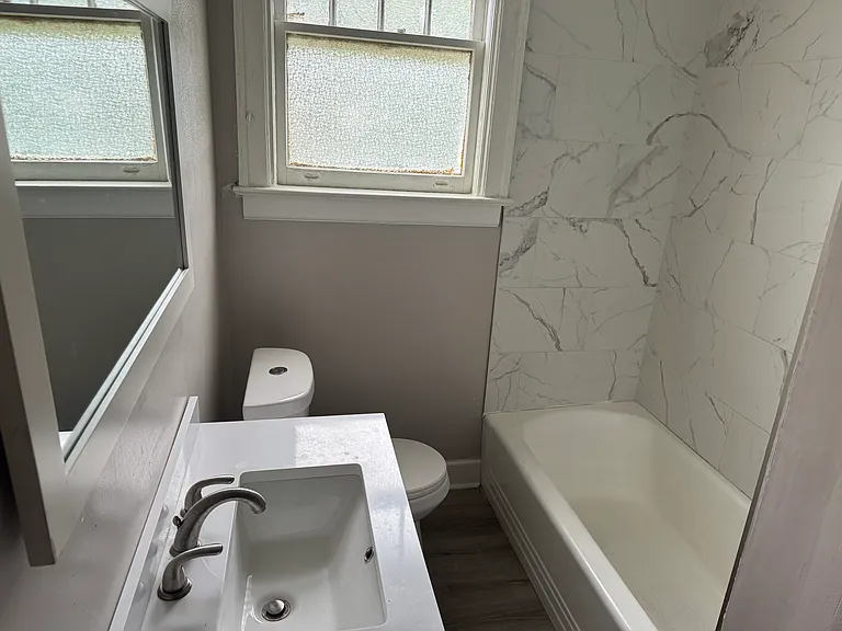 1215 E Anderson St #A — Photo 6