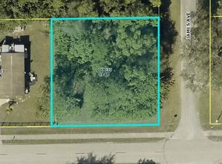 2007 E 6th St, Lehigh Acres, FL 33936