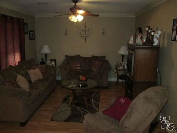 2nd image of 819 Cottagemill Ln