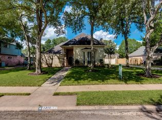 1310 Bittersweet Dr, Richmond, TX 77406