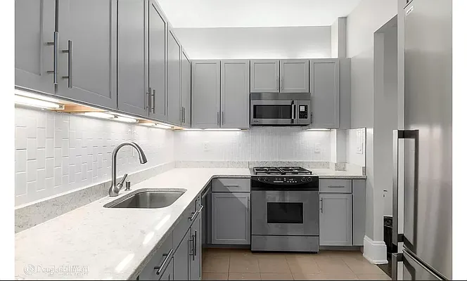 Rented by Douglas Elliman | media 14