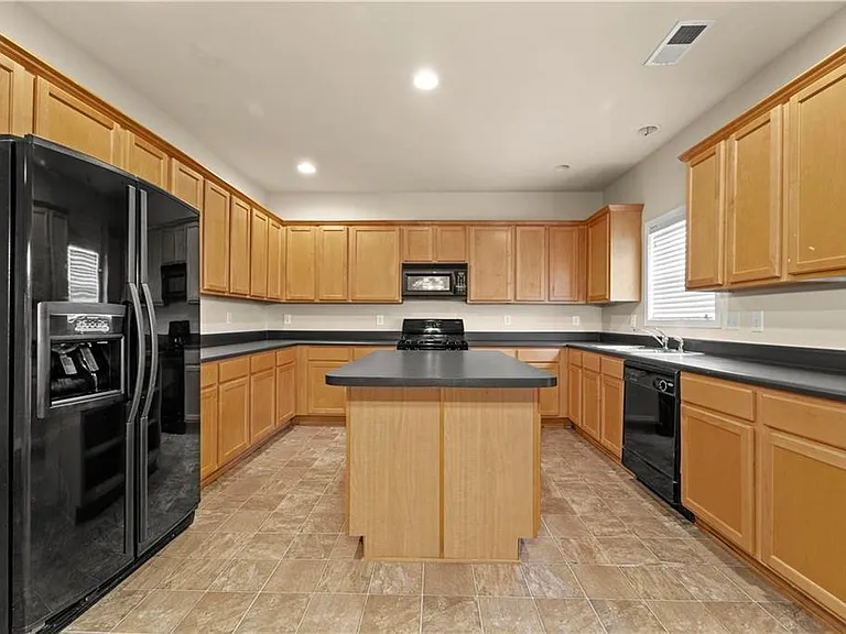 5351 Heyward Pl SW — Photo 27