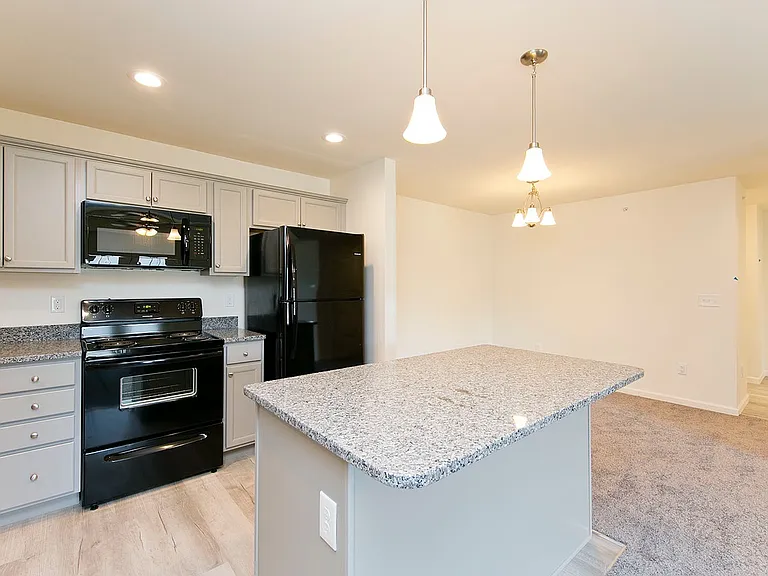 Kitchen_Dining Room