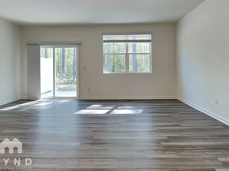 3003 Fulong Dr — Photo 3