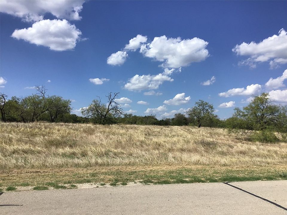 1st image of 15079 Golf Dr