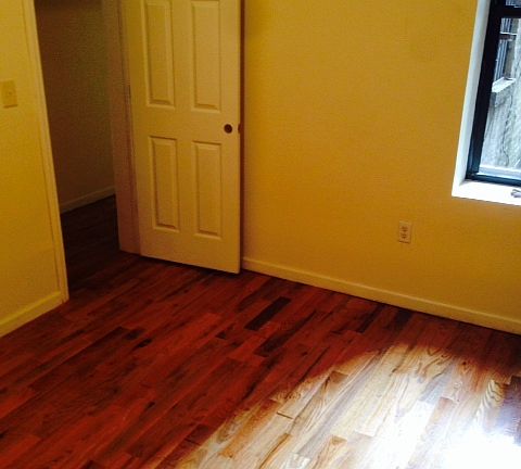 2nd image of 165 E 106th St #1