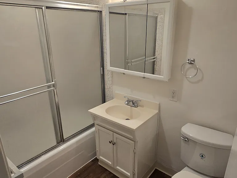Second Full Bathroom!