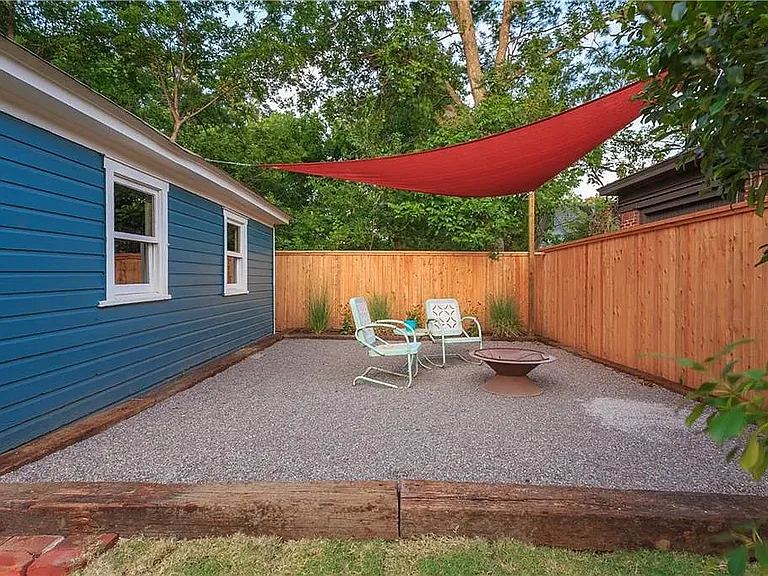 3404 N Western Ave — Photo 24