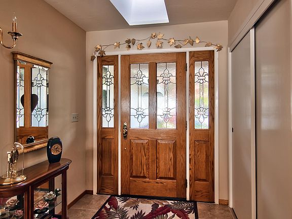 2nd image of 6500 Driftwood St