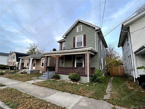 2nd image of 124 N Grimes St