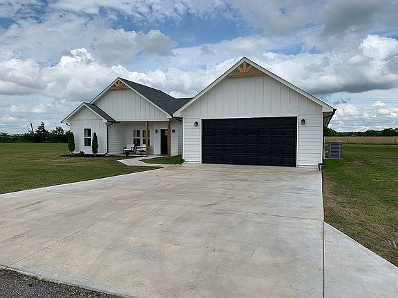 3rd image of 14173 S 185th West Pl