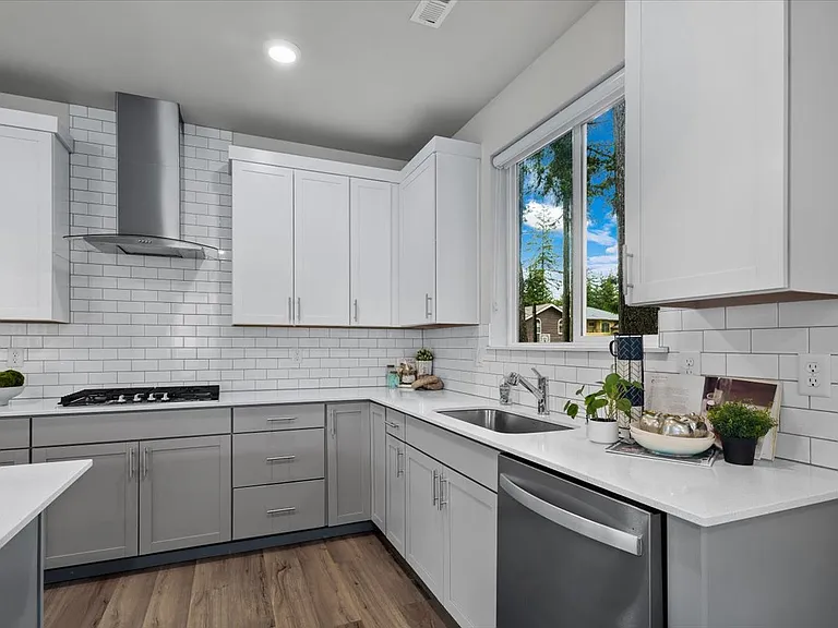 17512 SE 254th St — Photo 47