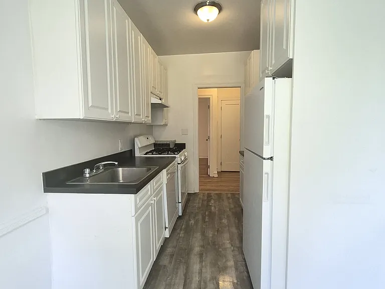 111-50 76th Rd #4 — Photo 1