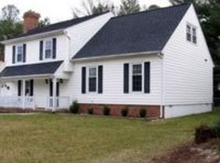 1182 Wicker Dr, Colonial Heights, VA 23834