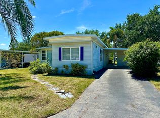 8290 E Club Rd, Boca Raton, FL 33433