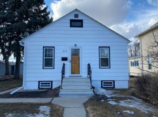 613 N 2nd St, Aberdeen City, SD 57401
