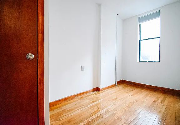 5th image of 772 9th Ave #4A
