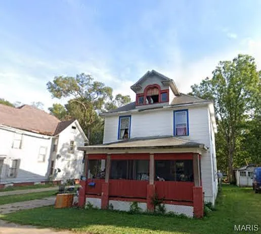 1061 W Decatur St photo 1
