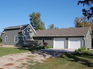 1025 70th Ave NW, Montevideo, MN 56265