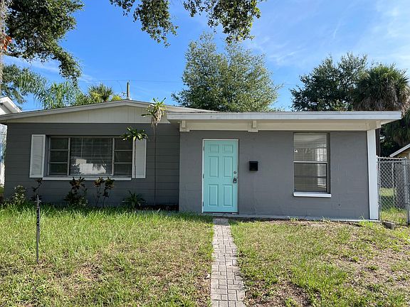 5th image of 1107 W Cypress St