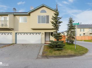 1611 Woodroe Ln, Anchorage, AK 99503