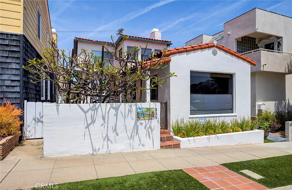 4 bed, 2750 sqft, $15,000 — Photo 1