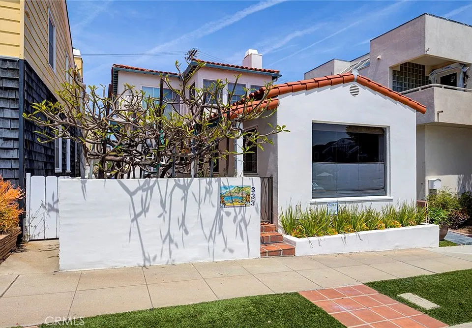 333 3rd St