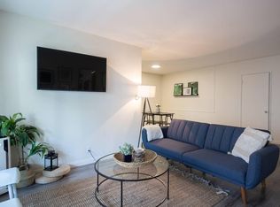 8261 W Fountain Ave #3, Los Angeles, CA 90046