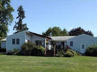 165 Touisset Rd, Warren, RI 02885