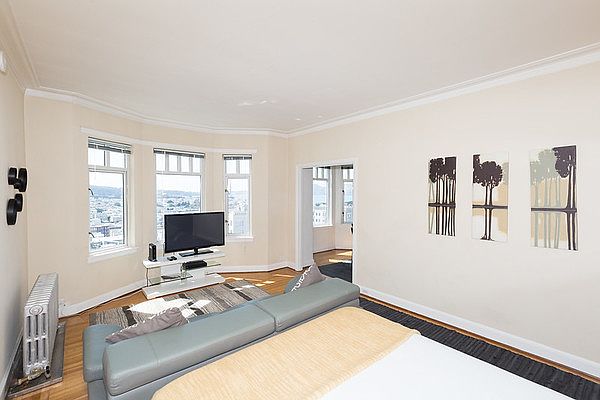 1st image of 1360 Lombard St #601