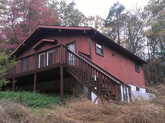 2nd image of 2643 Rising Hill Dr