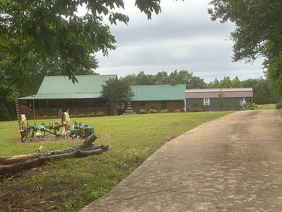 2nd image of 131 County Road 760
