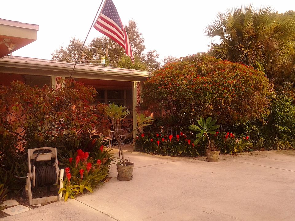 1st image of 19946 Jasmine Dr