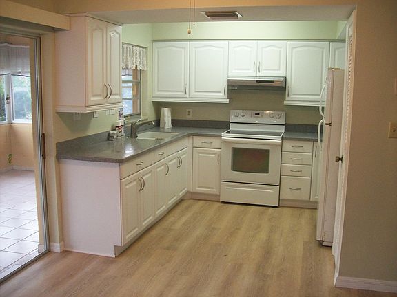 2nd image of 8475 La Boca Ave