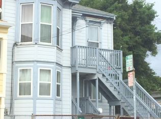 527 Chester St, Oakland, CA 94607