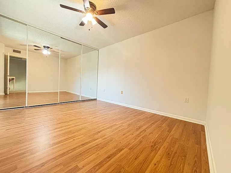 2110 21st Ln — Photo 21