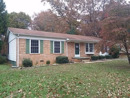 1st image of 205 Woodland Dr
